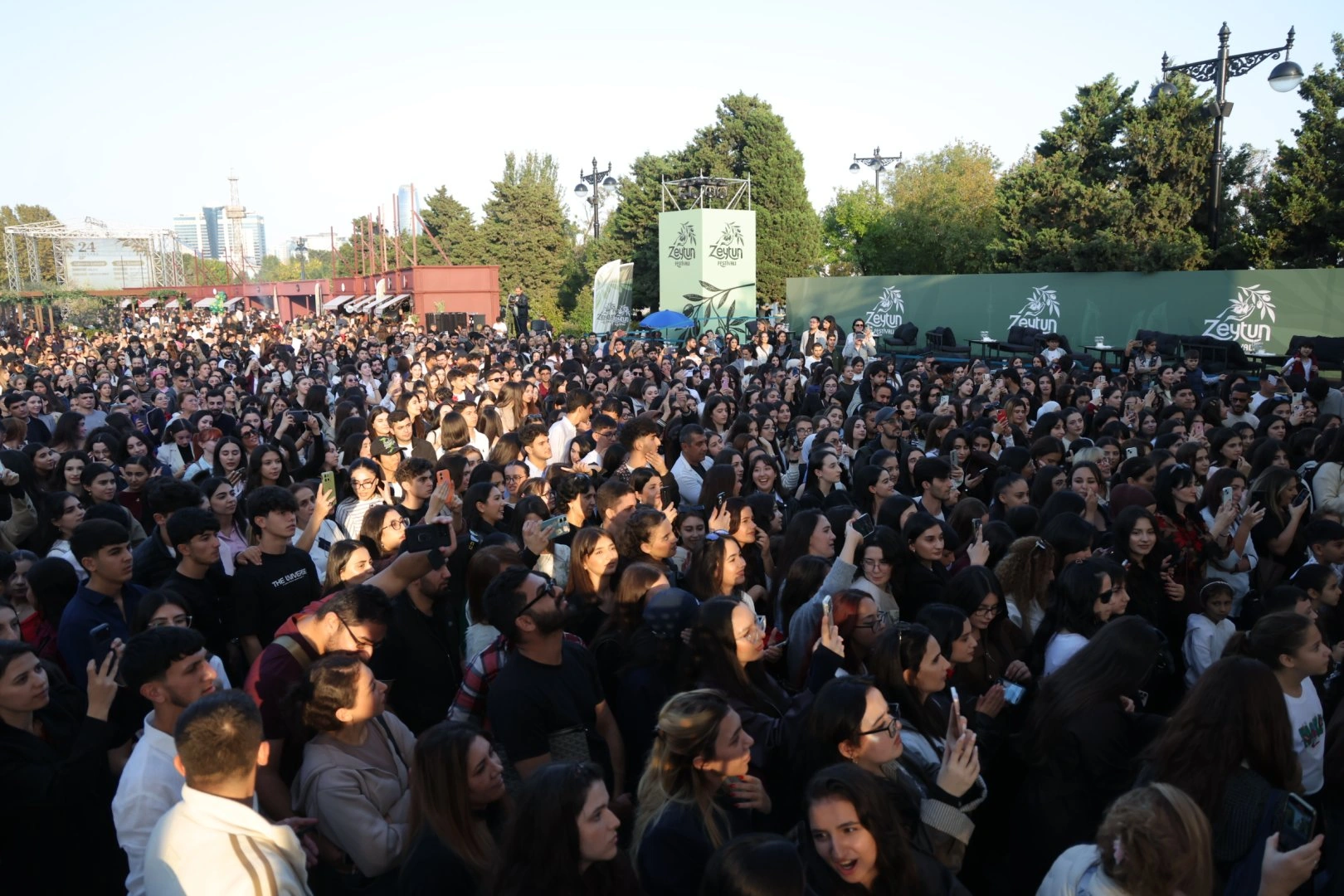 Olive Festival continues in Baku with rich musical program (PHOTO)