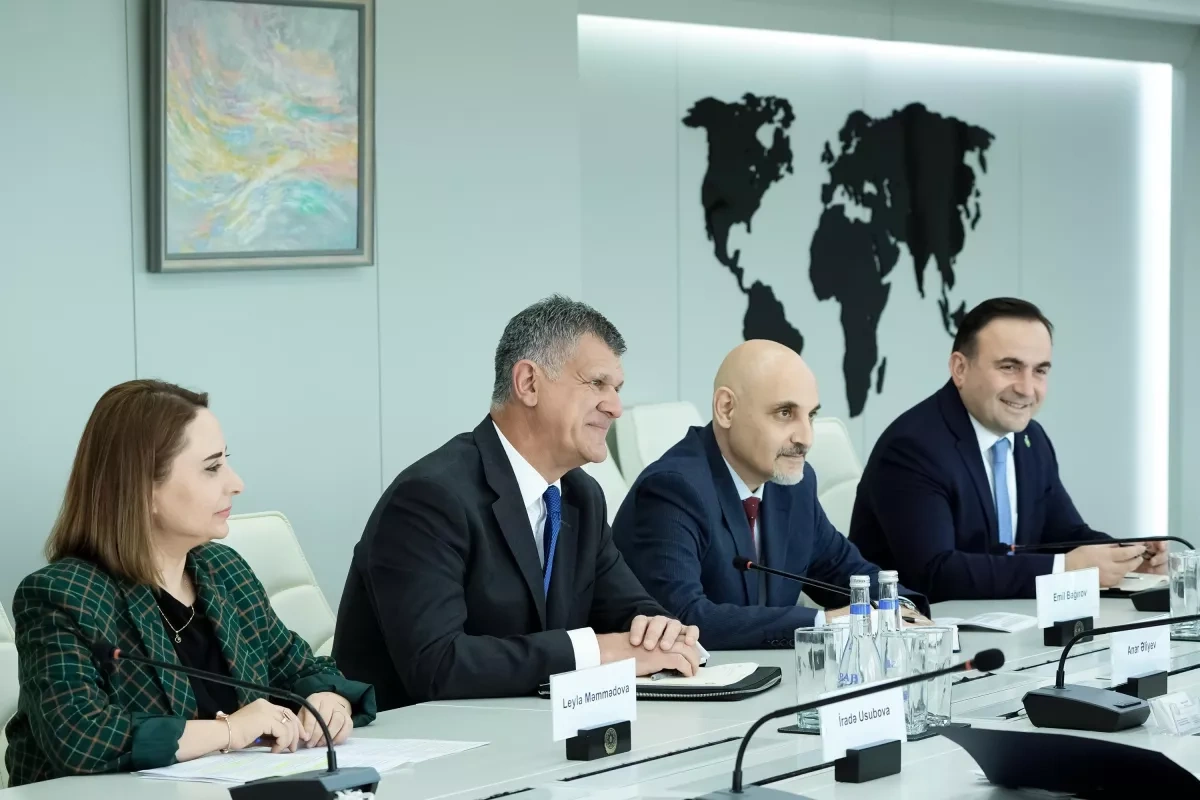 Azerbaijan, bp discuss expansion of joint social programmes PHOTO