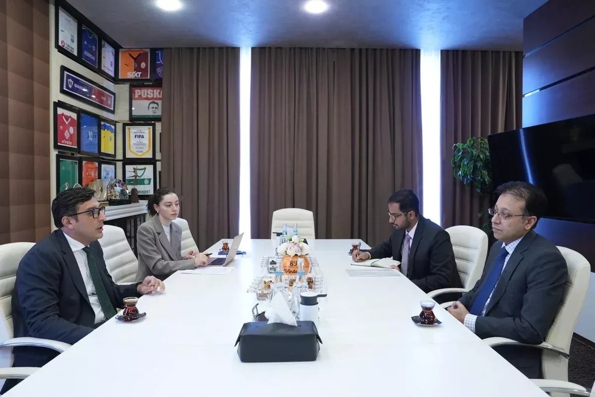 Azerbaijan, Pakistan discuss expanding cooperation in youth, sports PHOTO