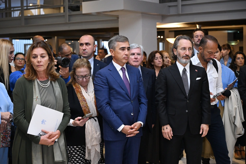 Leyla Aliyeva and Alena Aliyeva attend opening of exhibition of Azerbaijani carpets at Holy See (PHOTO)