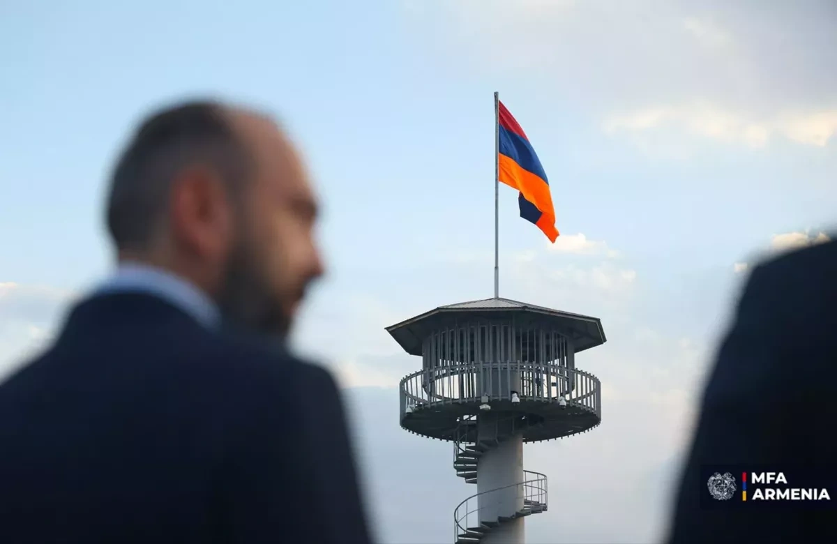 Armenian FM Mirzoyan visits Margara checkpoint on Turkish border PHOTO