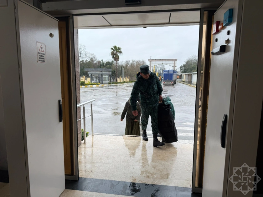 Evacuation through Astara border continues: citizens of France, Tajikistan, and China enter country (PHOTO)