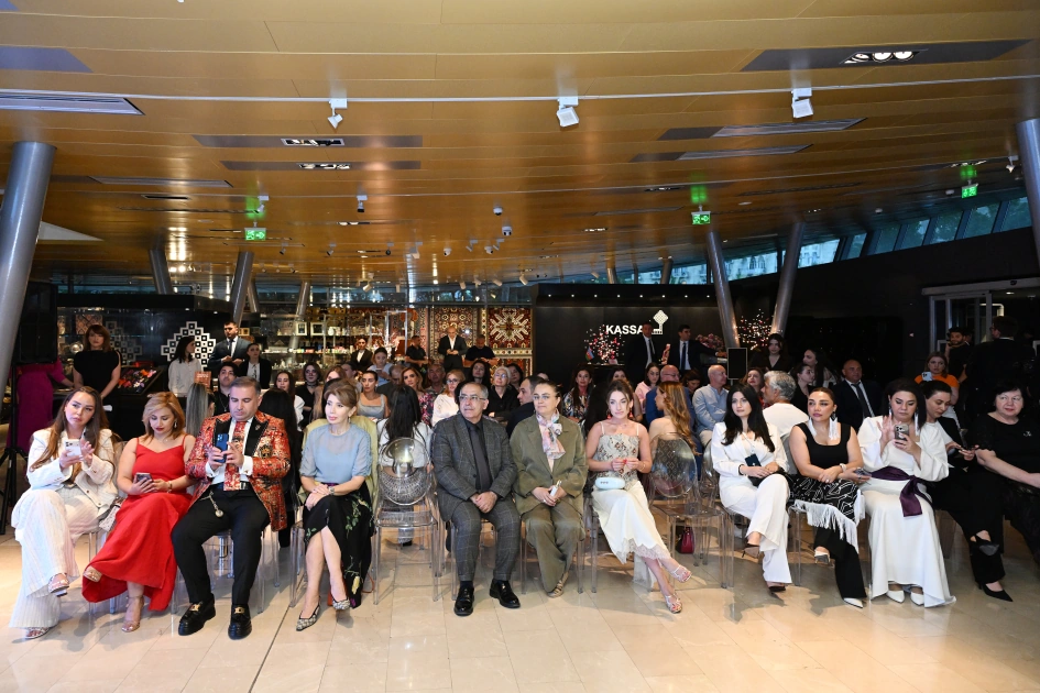 Alena Aliyeva attends “Patterns of Time” fashion show held at Azerbaijan National Carpet Museum (PHOTO)