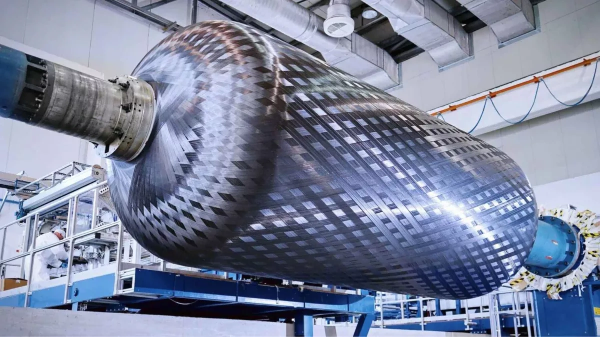 Engineers develop innovative material for cars, airplanes capable of self-repairing