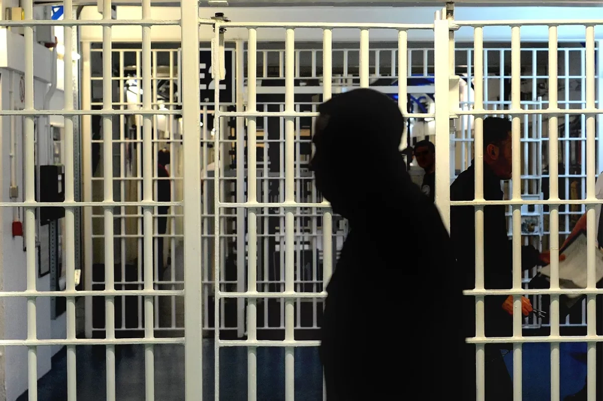 British PM deals with prison dilemma fresh in office