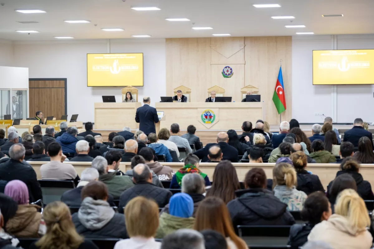 Prosecutors seek life sentence for Ruben Vardanyan in Azerbaijan war crimes trial PHOTO