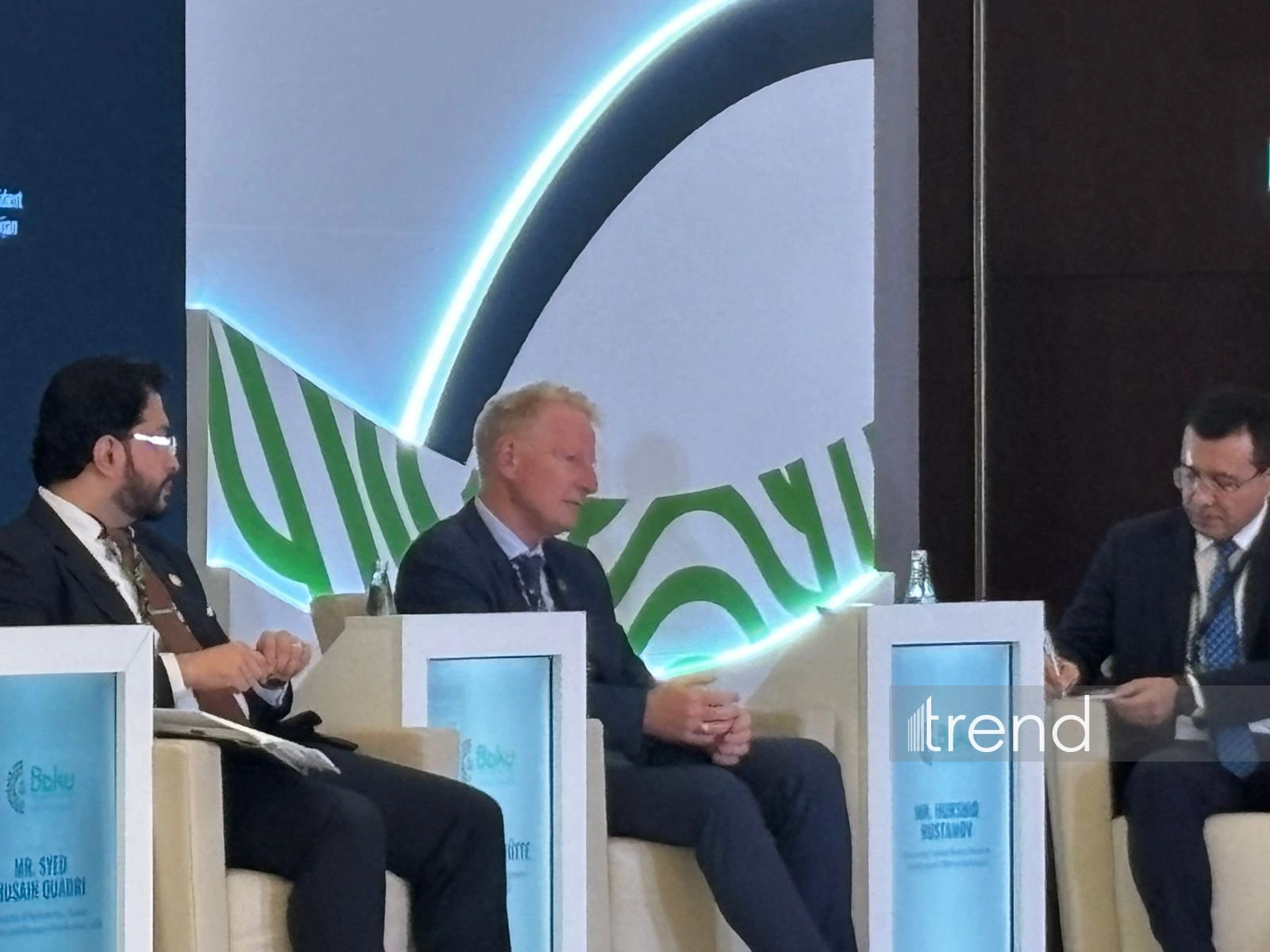 OECD says uneven economic and social development increases amid global crises