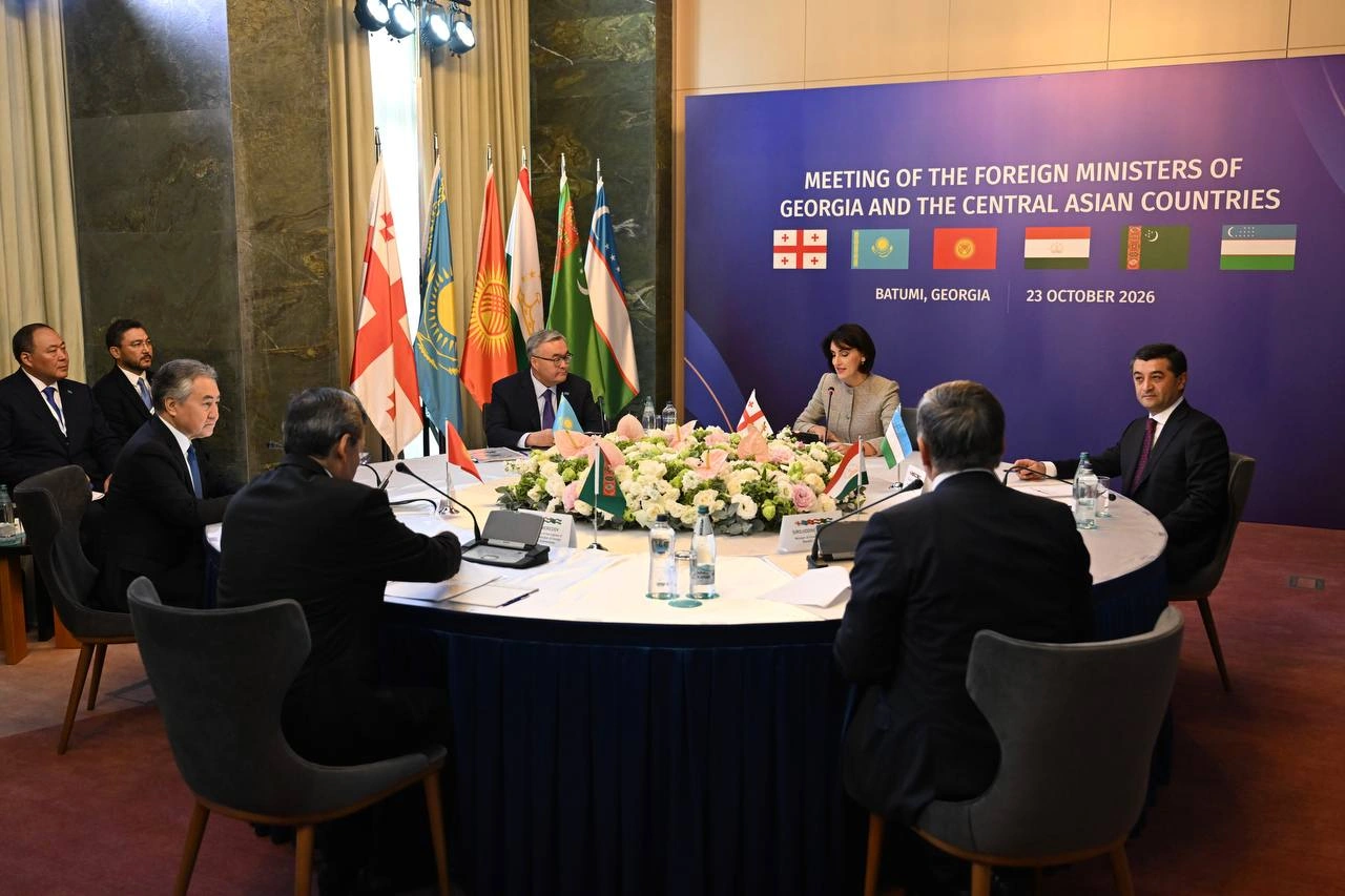 Central Asian, Georgian FMs discuss Middle Corridor development