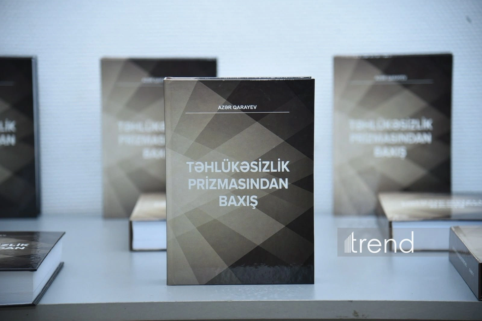 Azerbaijani security veteran presents book “View through security prism” (PHOTO)