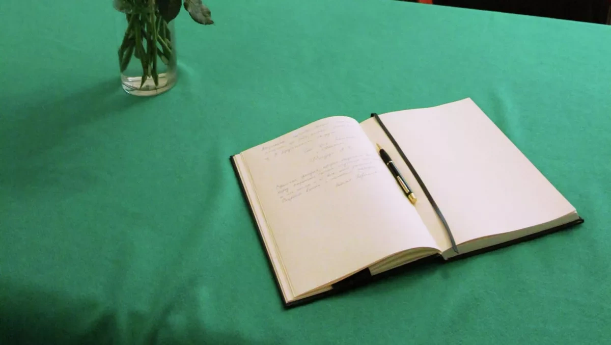 Tbilisi opens memorial book for victims of Isfahan attacks