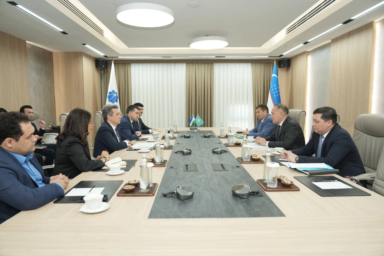 Uzbekistan, Kazakhstan seek closer ties in AI, digital infrastructure