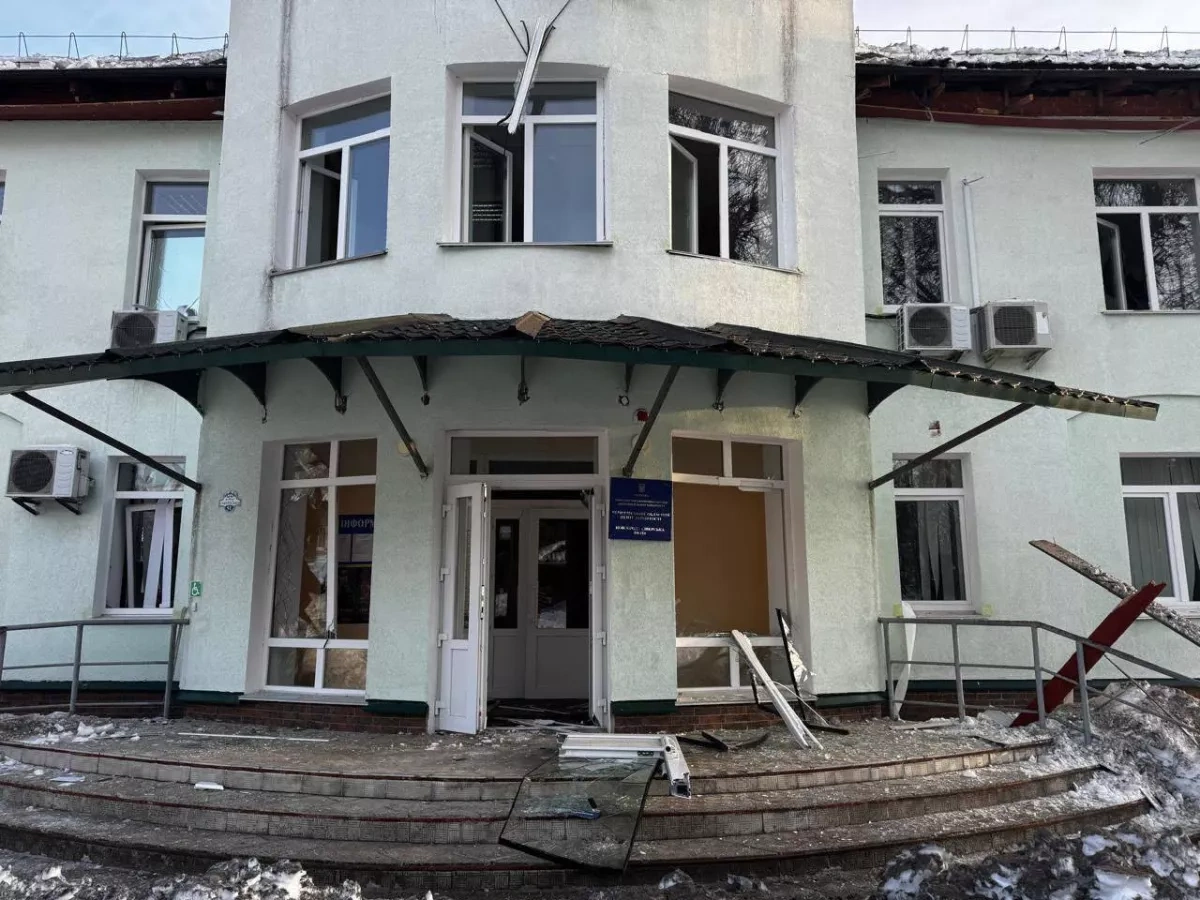 Over 50 Russian attacks rock Ukraine's Chernihiv in 24 hours PHOTO