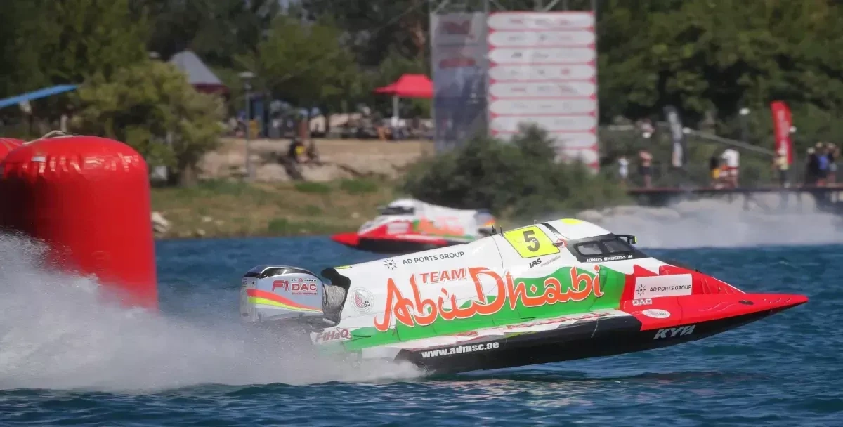 Kyrgyzstan hosts first F1H2O race on Lake Issyk-Kul PHOTO / VIDEO