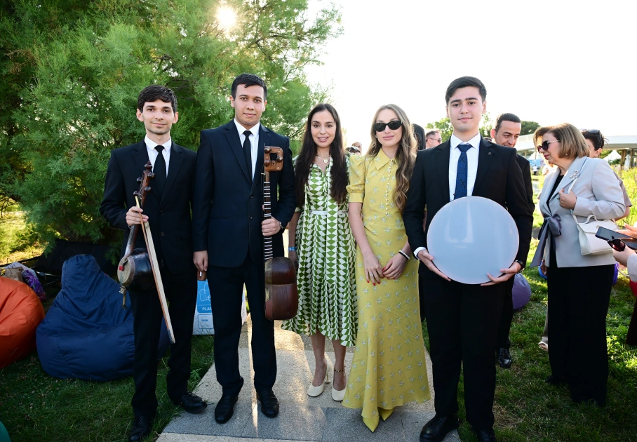 Leyla Aliyeva and Alena Aliyeva attend Charity Festival (PHOTO)