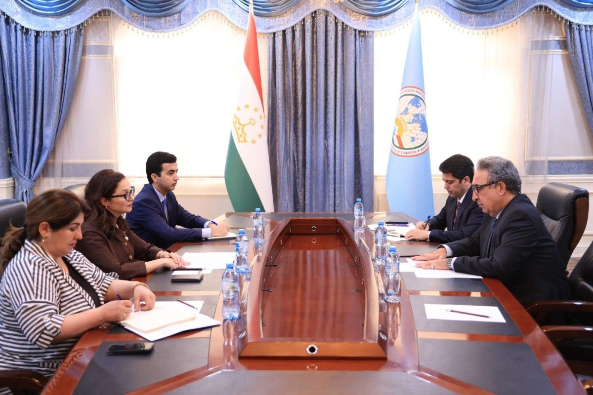 Tajikistan, Azerbaijan discuss expanding bilateral ties