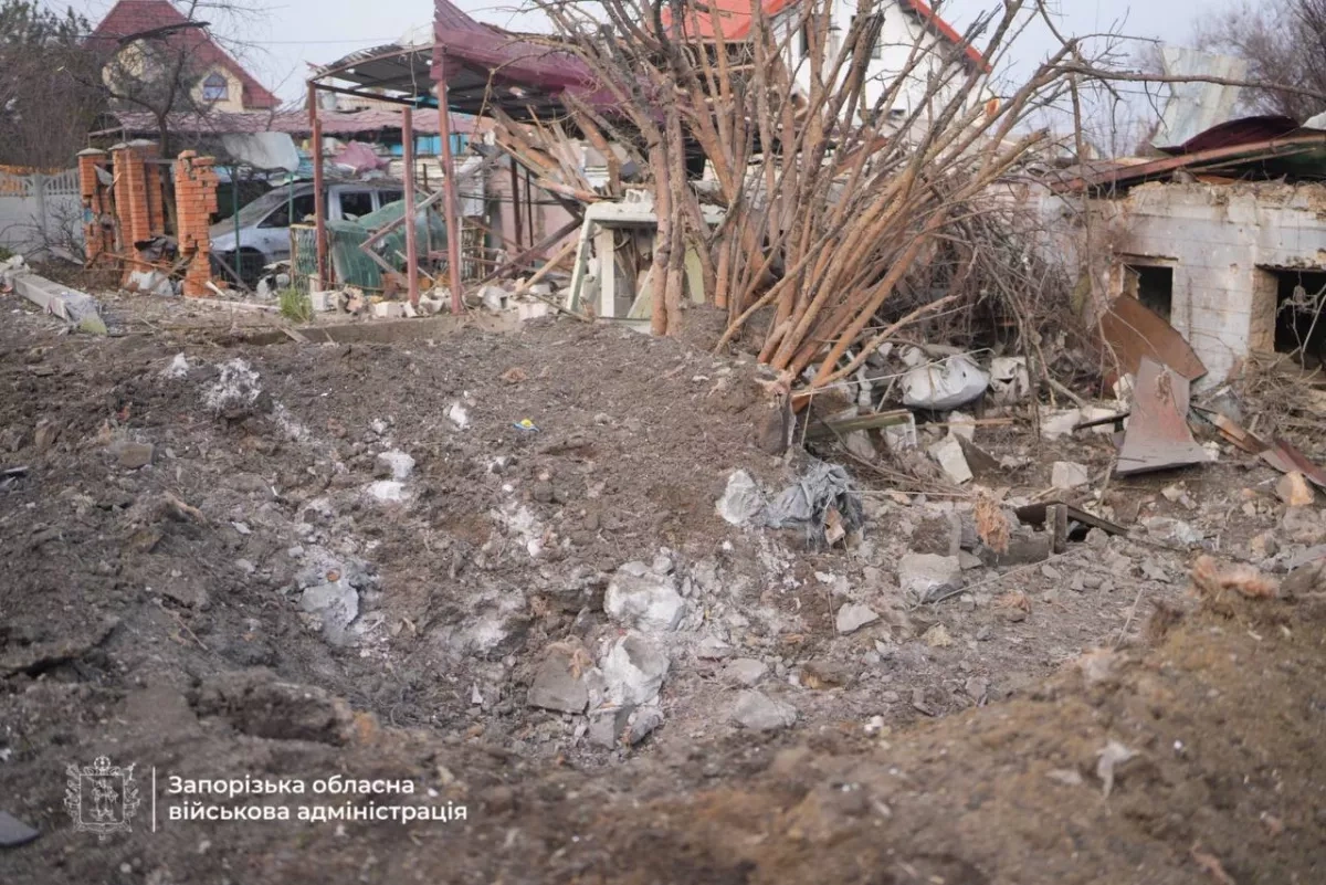 Homes damaged and residents wounded in Russian attack on Zaporizhzhia photo / video