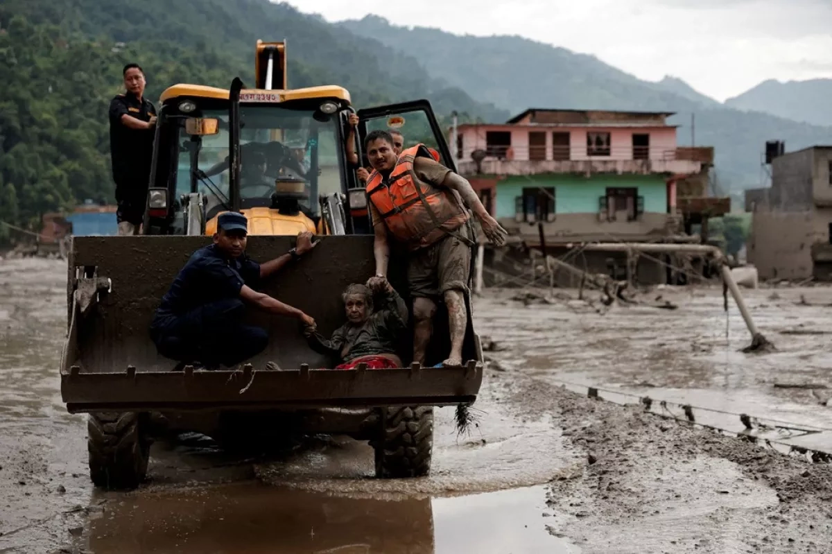 Nepal flood death toll tops 900, more than 4,000 still missing PHOTO