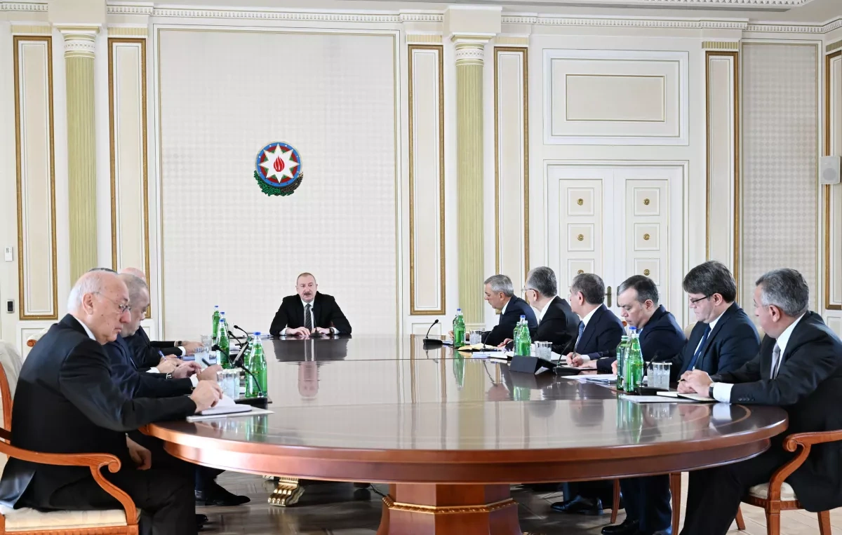 Azerbaijani president chairs meeting on upgrading water systems in Baku, Absheron PHOTO