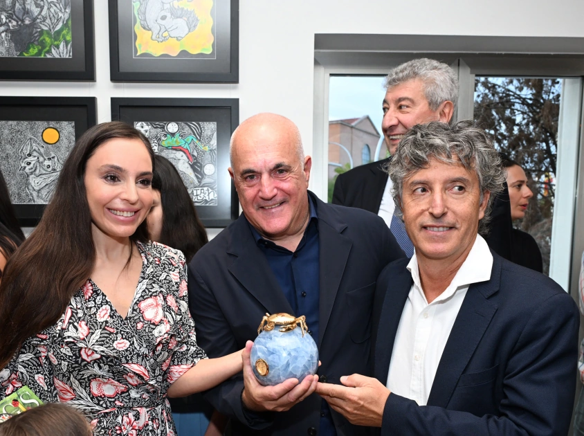 Heydar Aliyev Foundation VP Leyla Aliyeva, Arzu Aliyeva attend MAMA “Mother Nature” international art exhibition in Madrid (PHOTO)