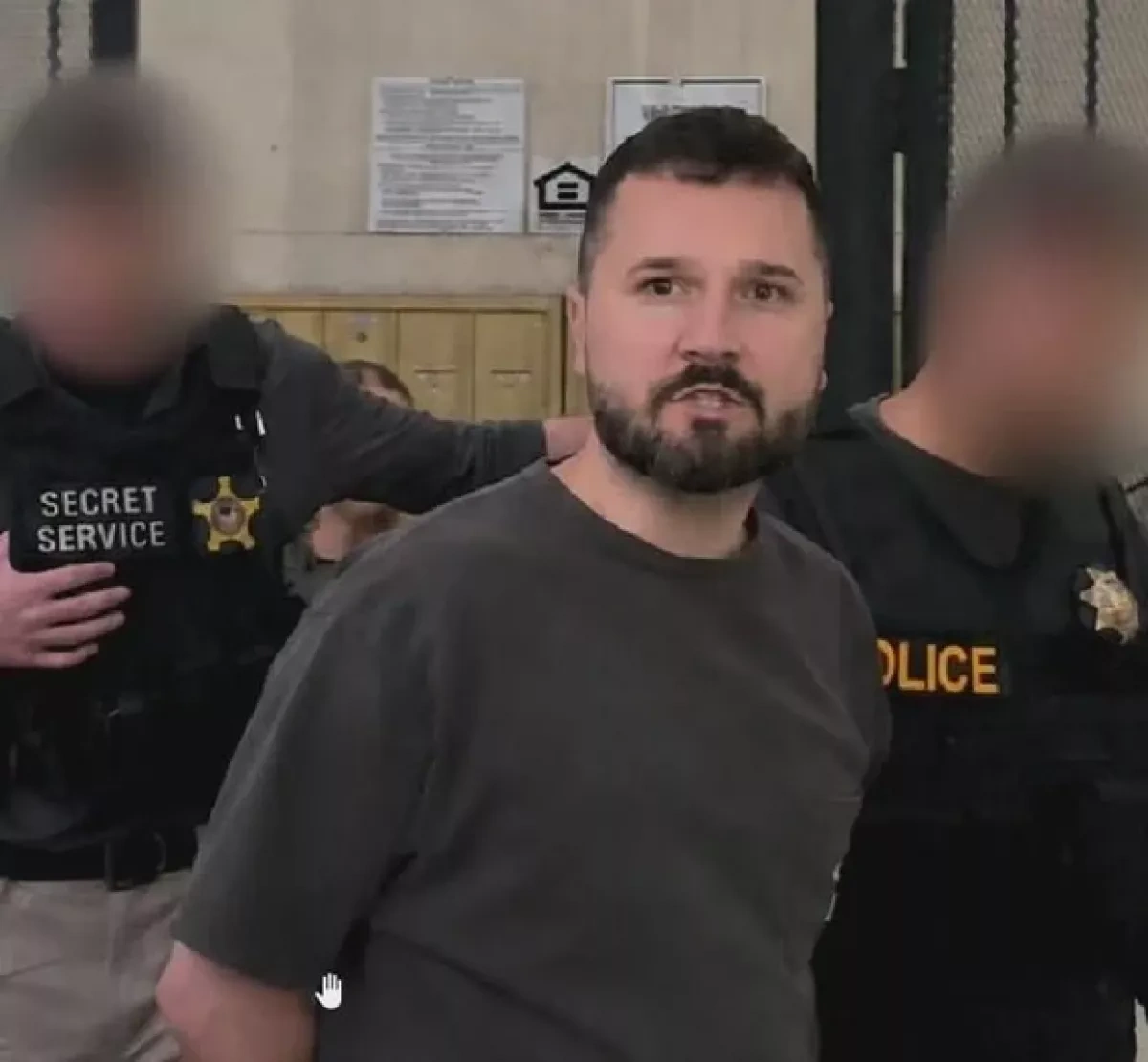 Los Angeles podcaster arrested on federal charges of threatening Trump PHOTO