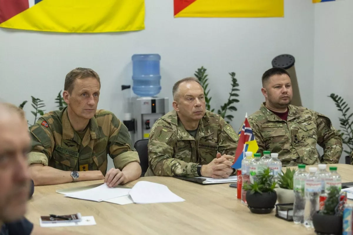 Ukraine, Norway strengthen defence cooperation during frontline meeting PHOTO