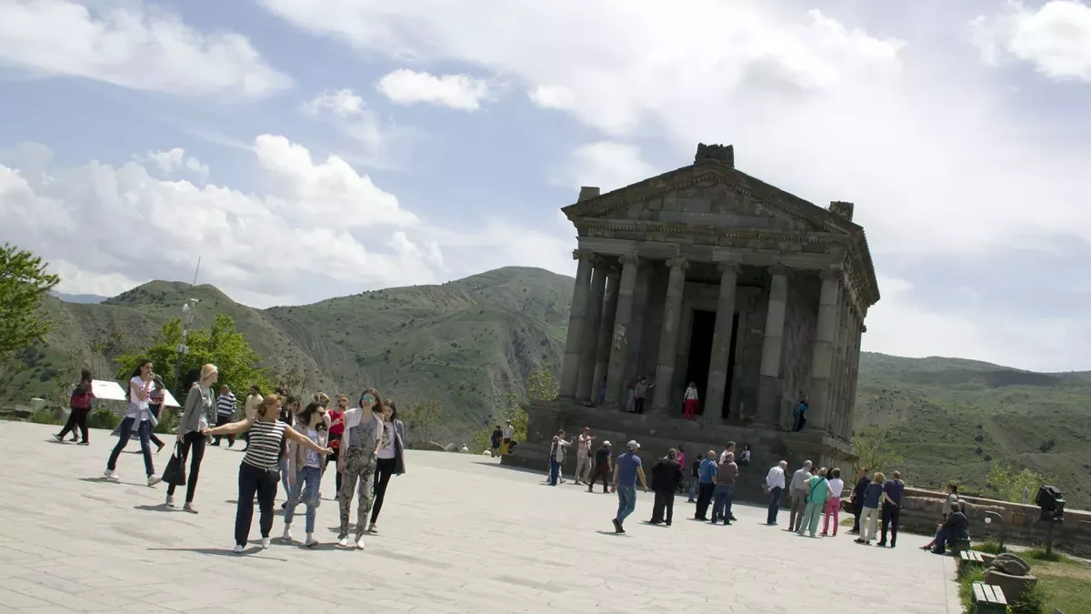 Armenia aims for 3 million tourists next year