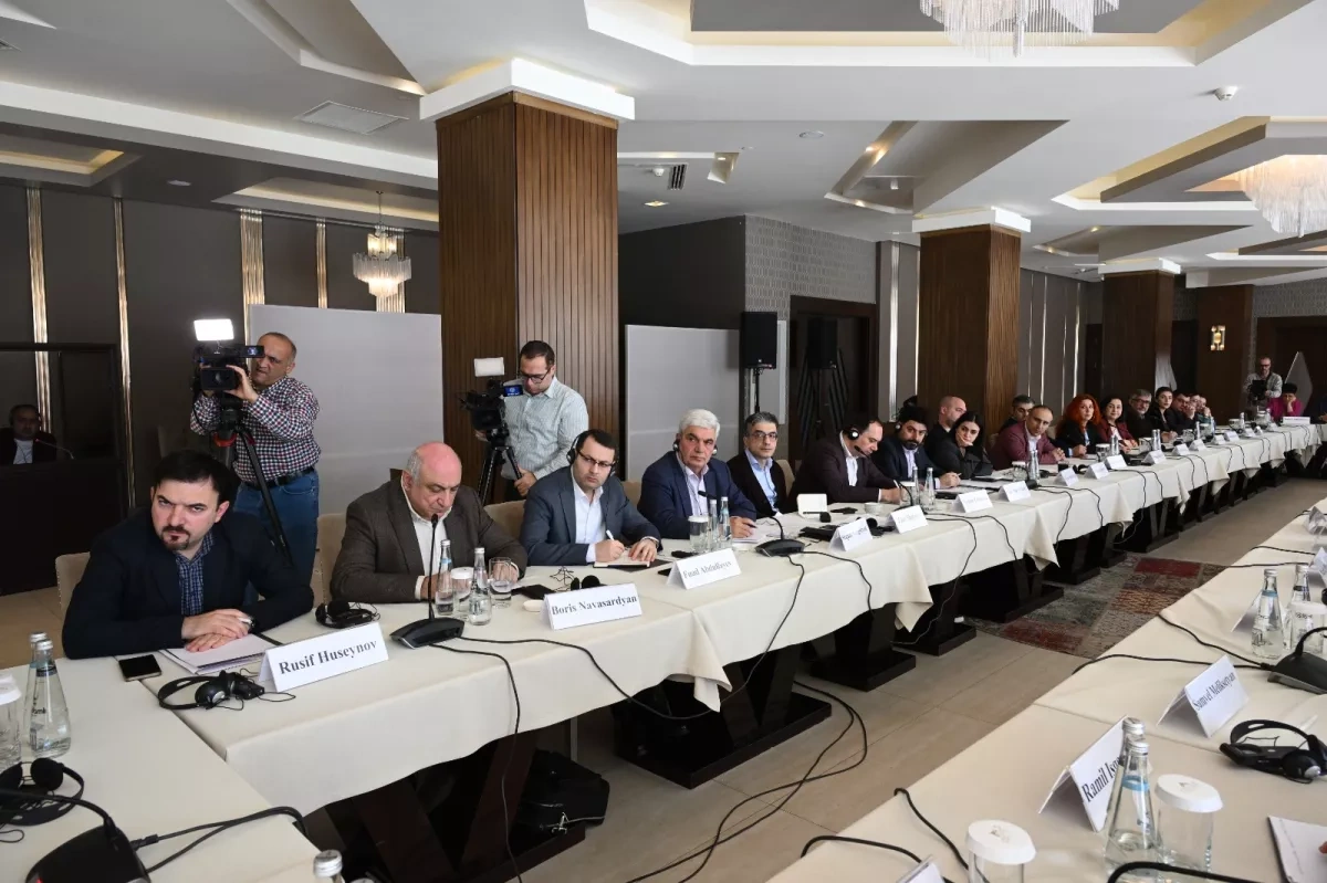 Bridge of Peace: Azerbaijan’s presidential aide holds talks in Gabala roundtable PHOTO/VIDEO