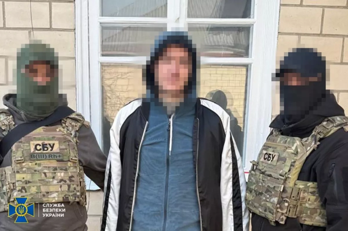 Ukraine says it detained alleged FSB agent over arson attacks on military vehicles