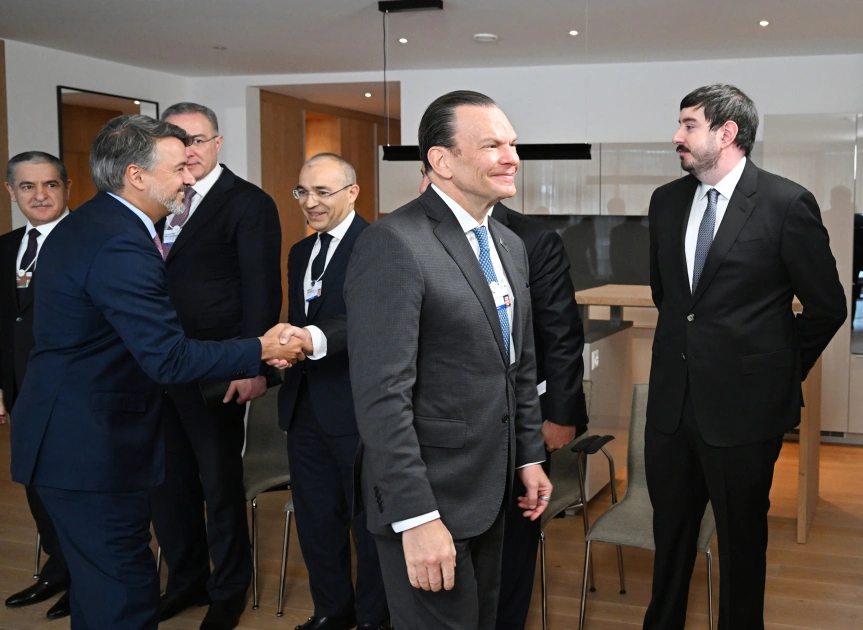 President Ilham Aliyev meets with Brazilian BTG Pactual company chairman in Davos (PHOTO)