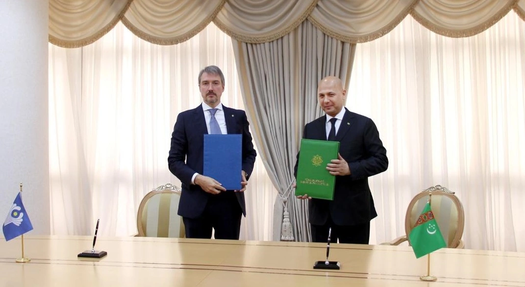 Turkmenistan, CIS sign protocol for October Avaza summits