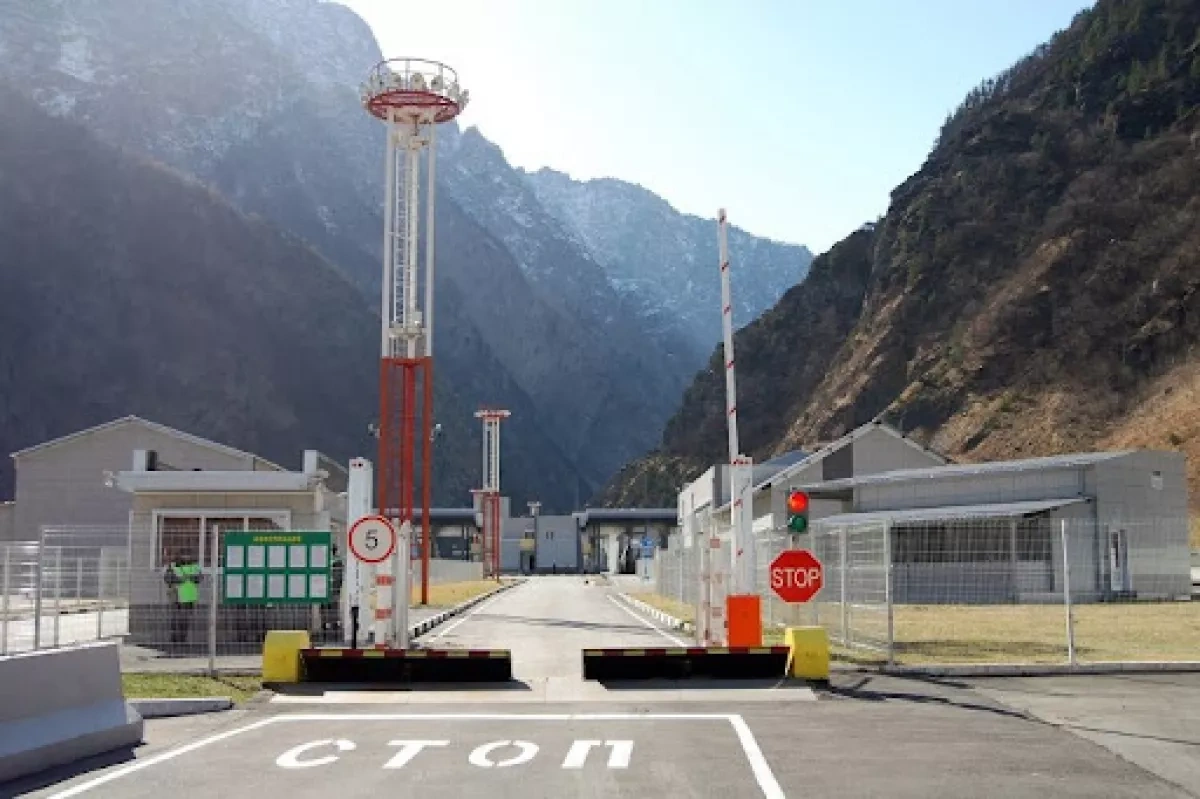 Georgia reopens key international routes for heavy vehicles