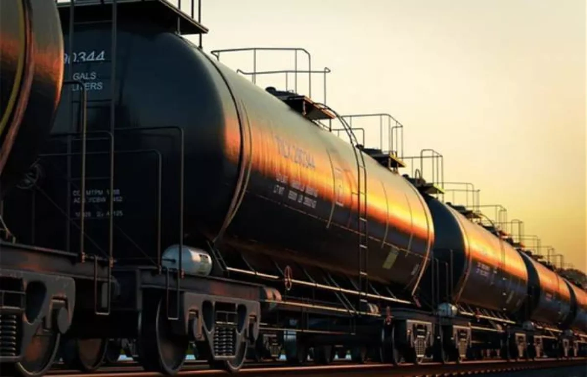 Azerbaijan sends second shipment of petroleum products to Armenia