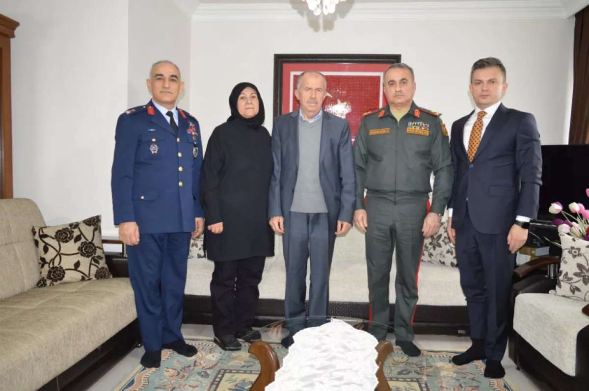 Azerbaijani diplomat visits families of Turkish soldiers killed in Georgia C-130 crash PHOTO
