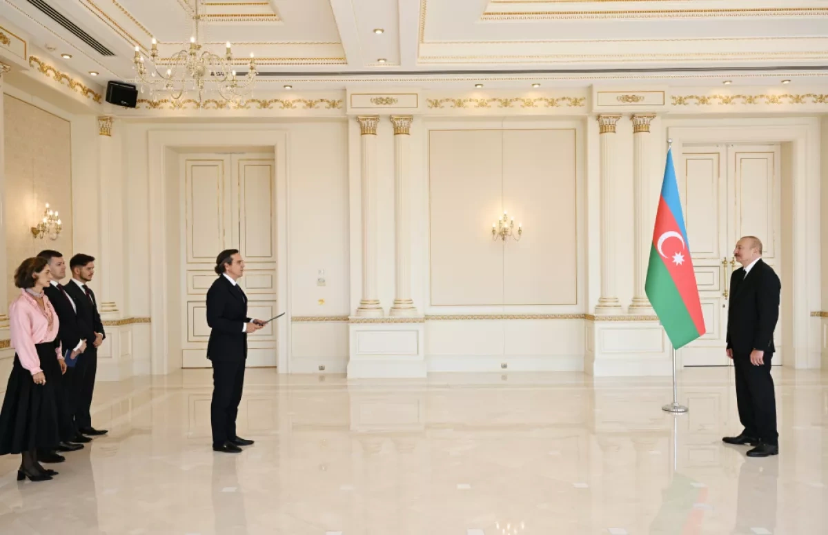 Azerbaijani president receives newly appointed Brazilian ambassador PHOTO