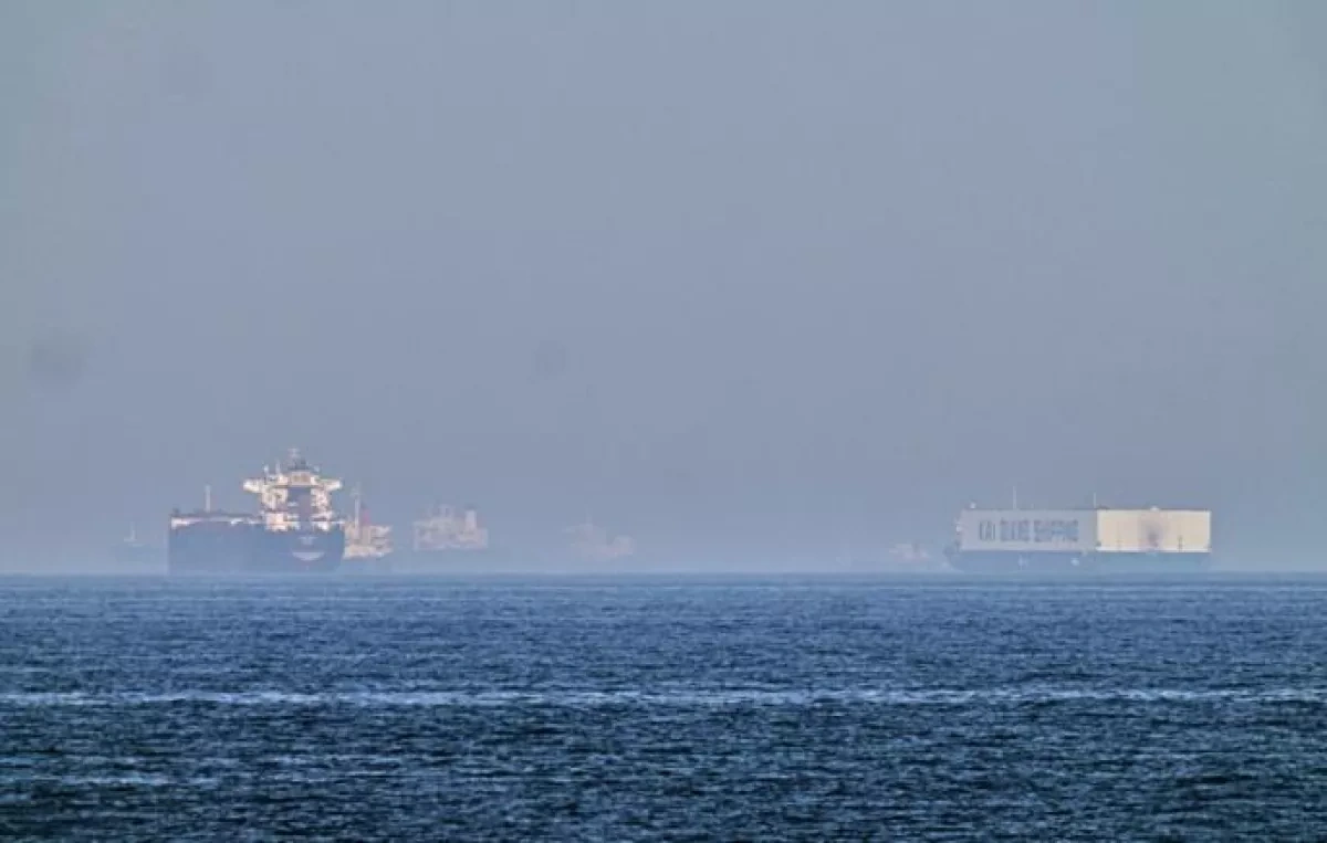 Twin tanker explosions shake waters near Strait of Hormuz, IRGC says