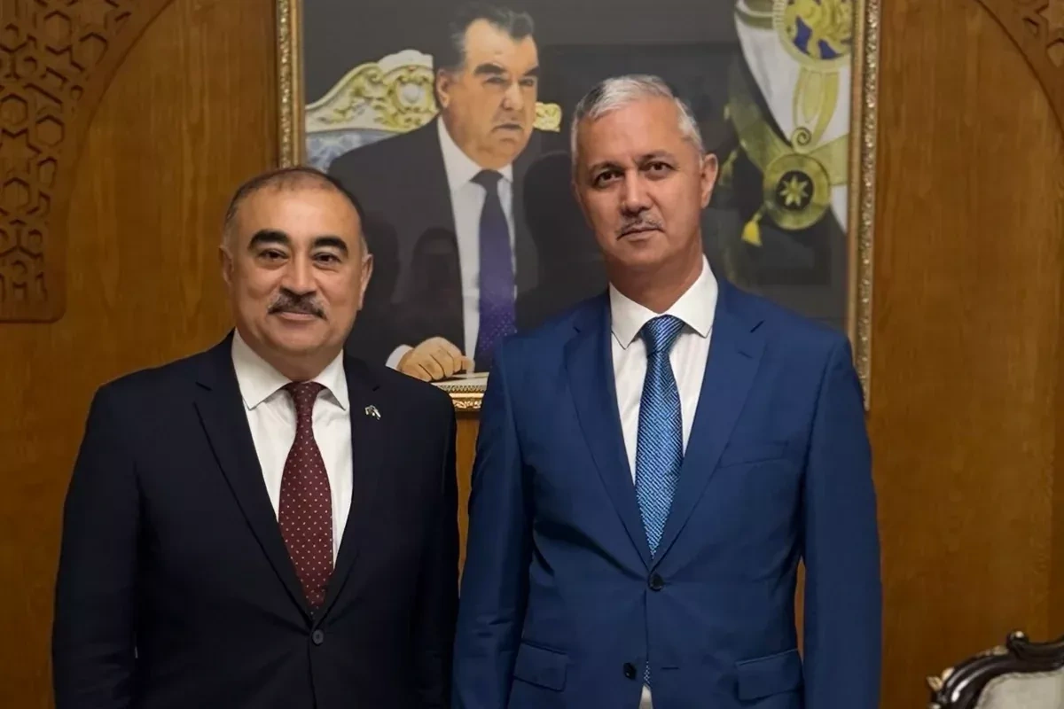Azerbaijan, Tajikistan discuss prospects for bilateral cooperation