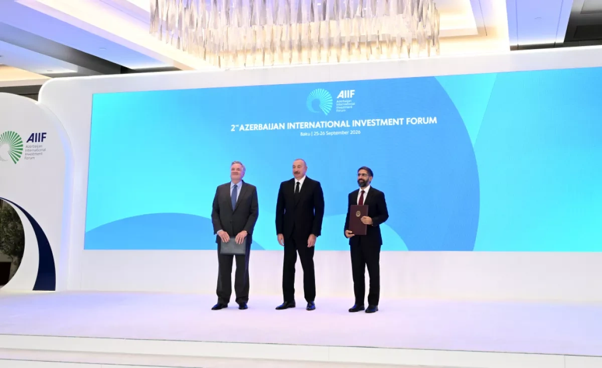 Azerbaijan investment forum sees exchange of newly signed documents PHOTO