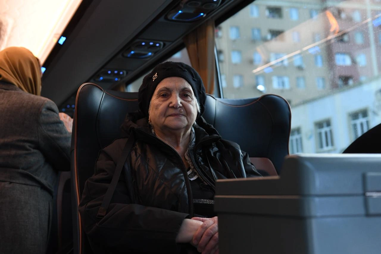 Another wave of Azerbaijan's former IDPs back to their native Aghdam (PHOTO)
