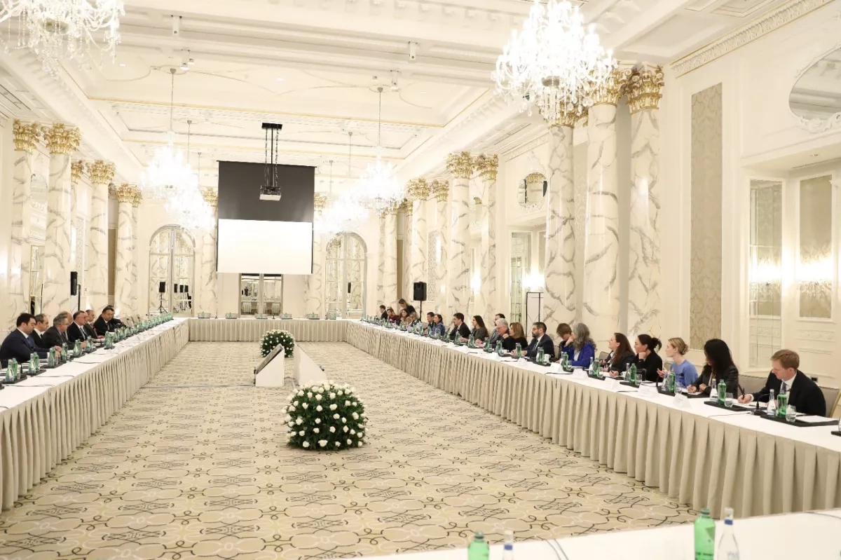 Azerbaijan, US explore expanded cooperation in healthcare PHOTO