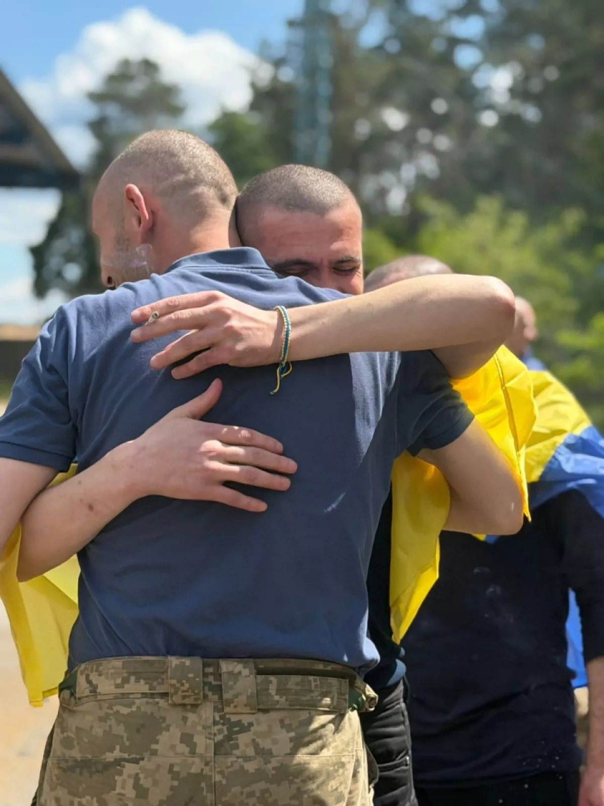 Zelenskyy: 186 Ukrainians returned in latest prisoner exchange with Russia PHOTO