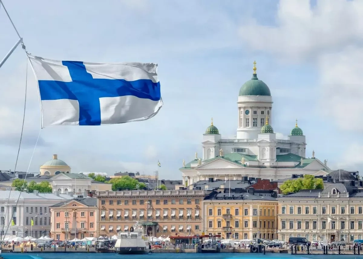 Media: France may extend nuclear umbrella to Finland