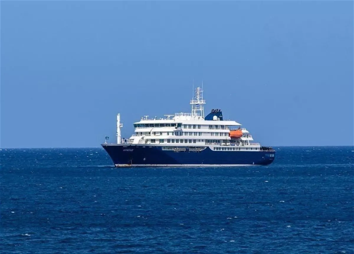 Medical teams assess epidemiological situation aboard cruise ship MV Hondius