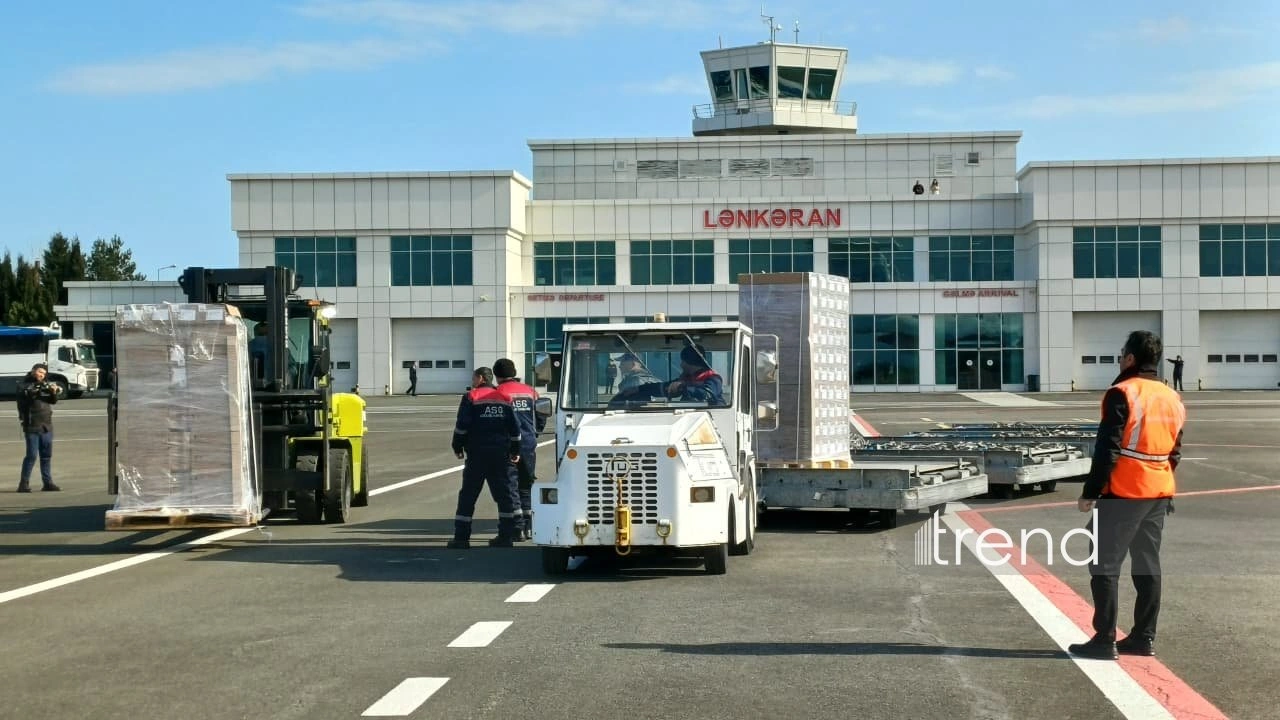 Russian humanitarian aid plane lands at Azerbaijan's Lankaran airport (PHOTO)