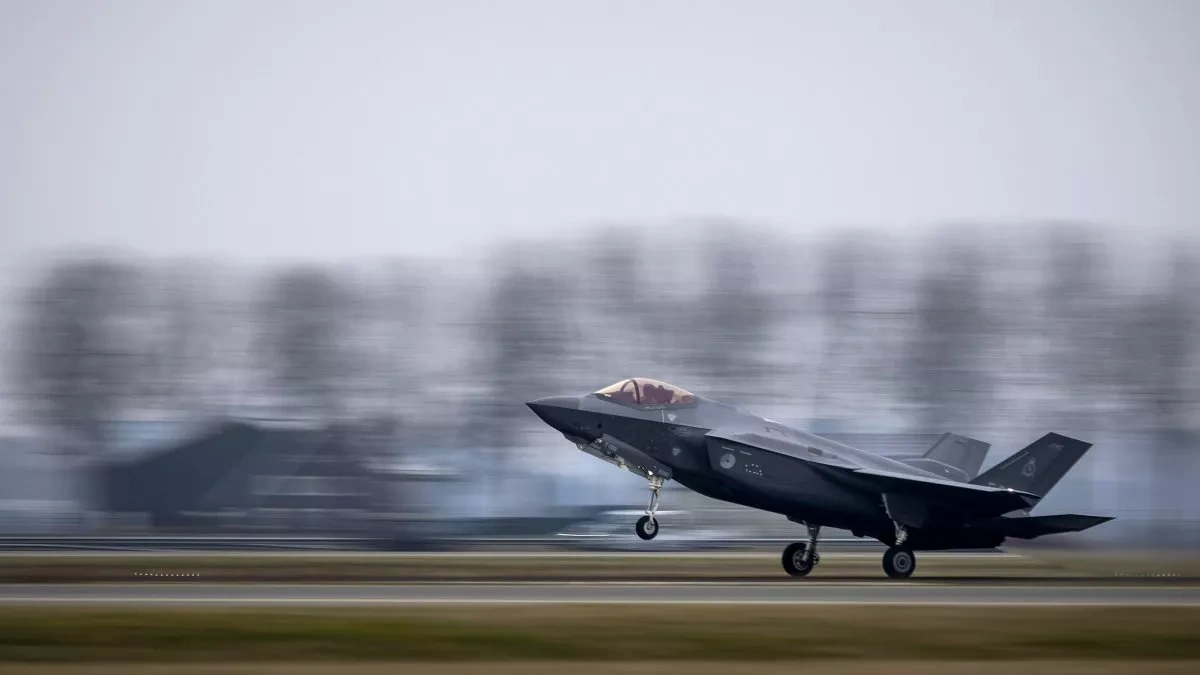 Dutch minister says F-35 jets could be “jailbroken” like iPhone