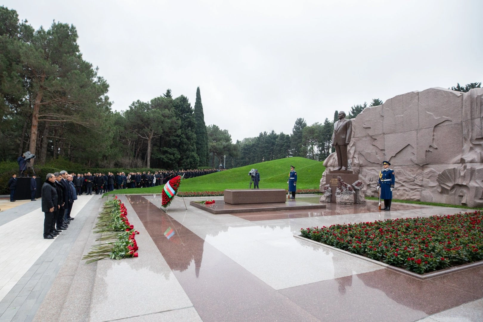 Azerbaijan Railways honor memory of National Leader Heydar Aliyev (PHOTO)