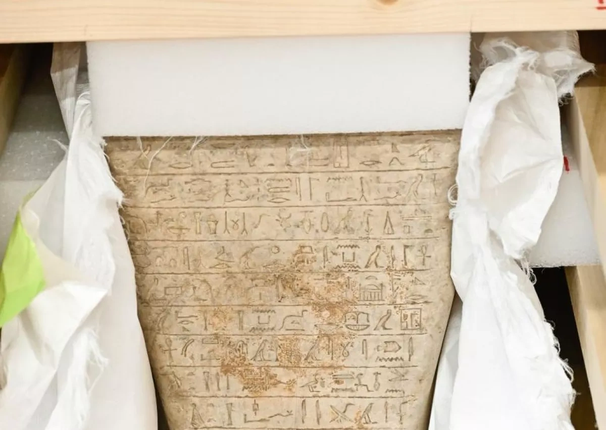 Egypt recovers 13 smuggled artifacts from United States