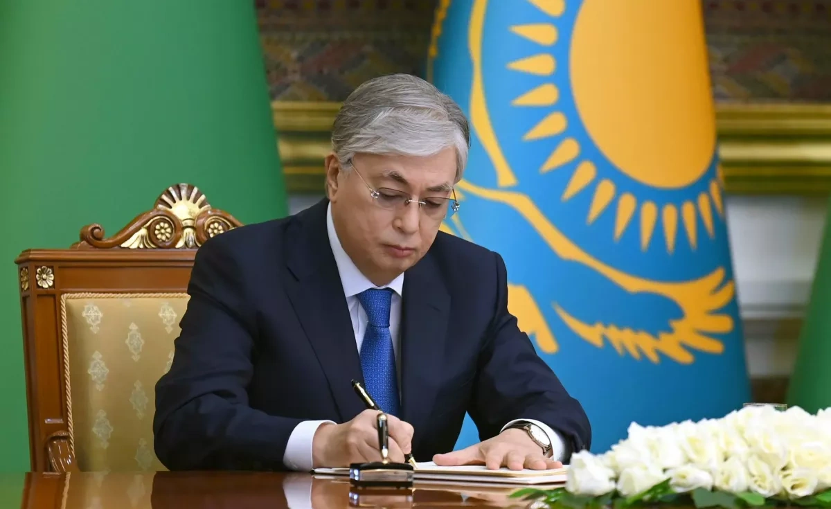 Kazakh president unveils leadership changes in presidential administration PHOTO