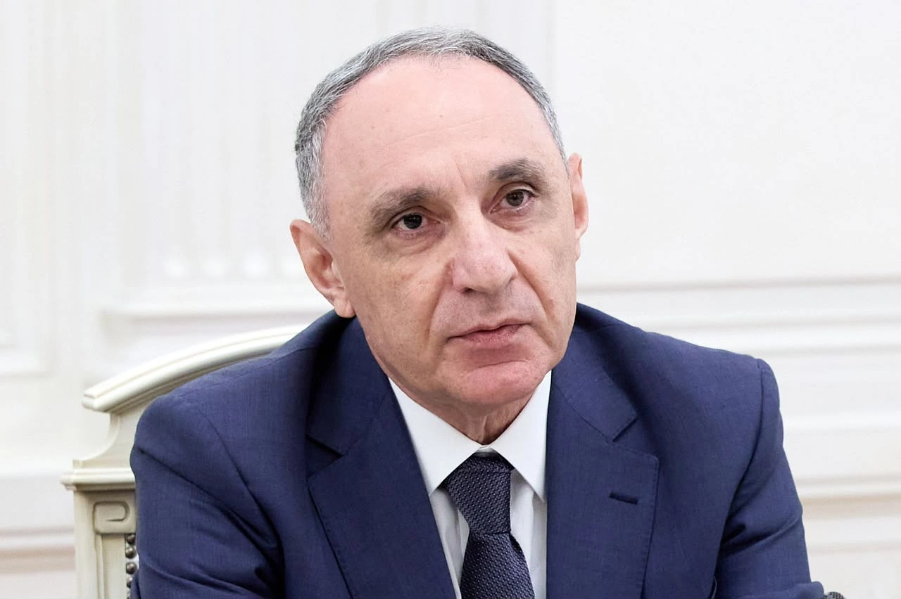 Azerbaijan and Russia discuss enhancing legislative cooperation (PHOTO)