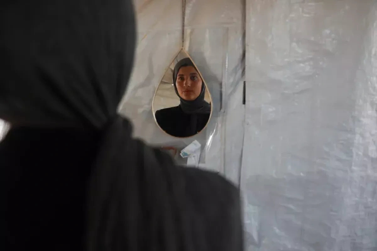 Studying by flashlight, dreaming beyond war: A Gaza teen's exam journey