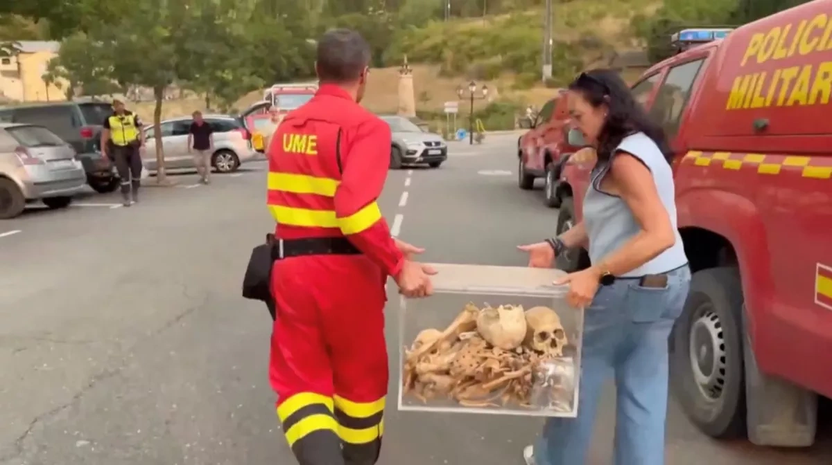 Spanish authorities rescue medieval kings’ remains from approaching wildfires